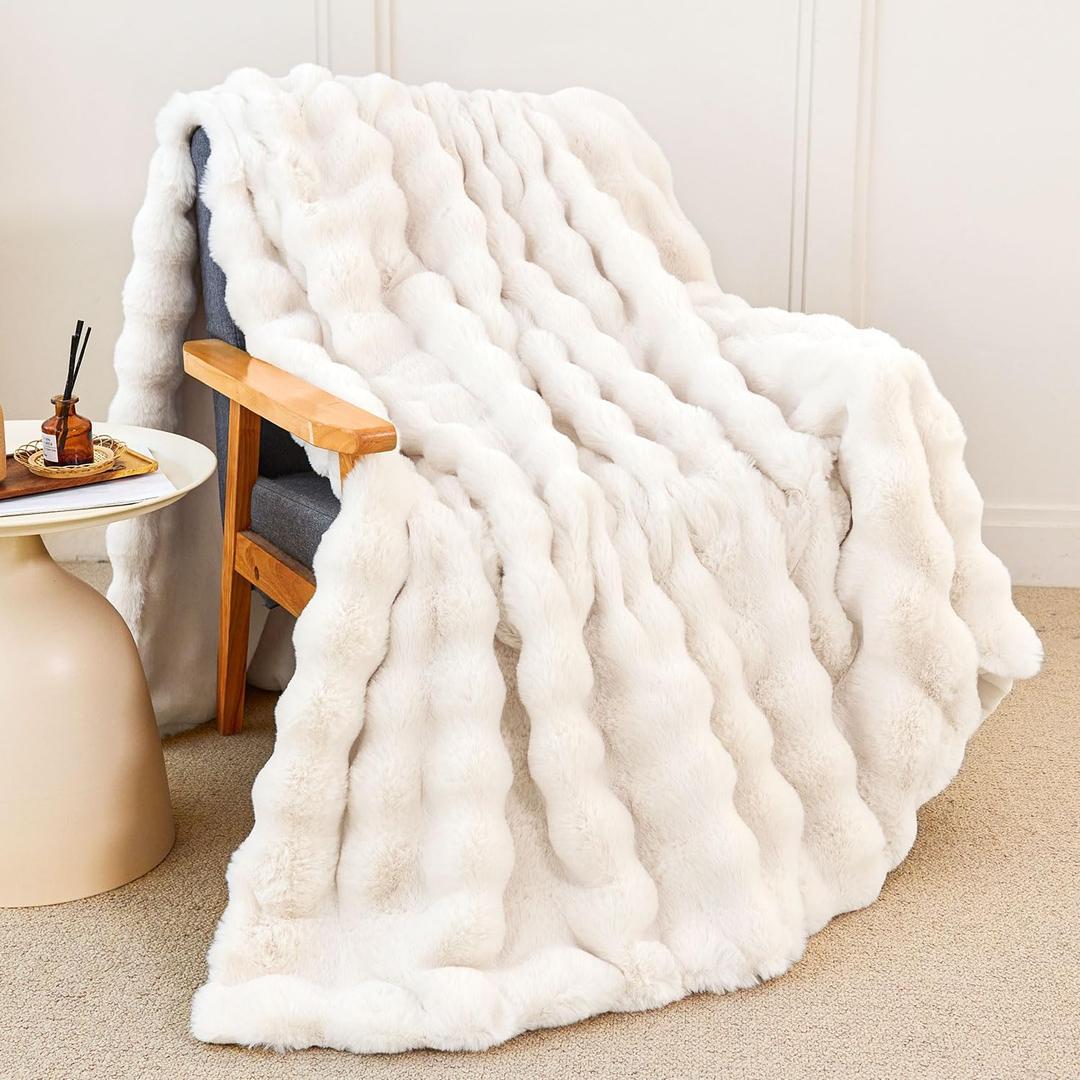 Faux Rabbit Fur Throw Blanket for Couch, Fluffy Warm Plush Thick Bubble Blanket for Bed Sofa Living Room, Soft Cozy Furry Blanket Home Decor, 50x60 inches, Cream White