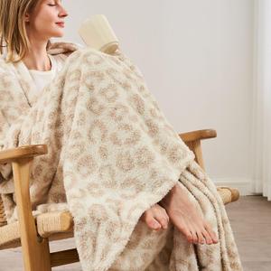 Qeils Bed Blanket, Leopard Print Blanket Microfiber Super Soft Knit Throw Blanket for Couch, Sofa, Chair, Bed, Camping, Picnic, Travel Lightweight Decorative Blanket - 60"*80"