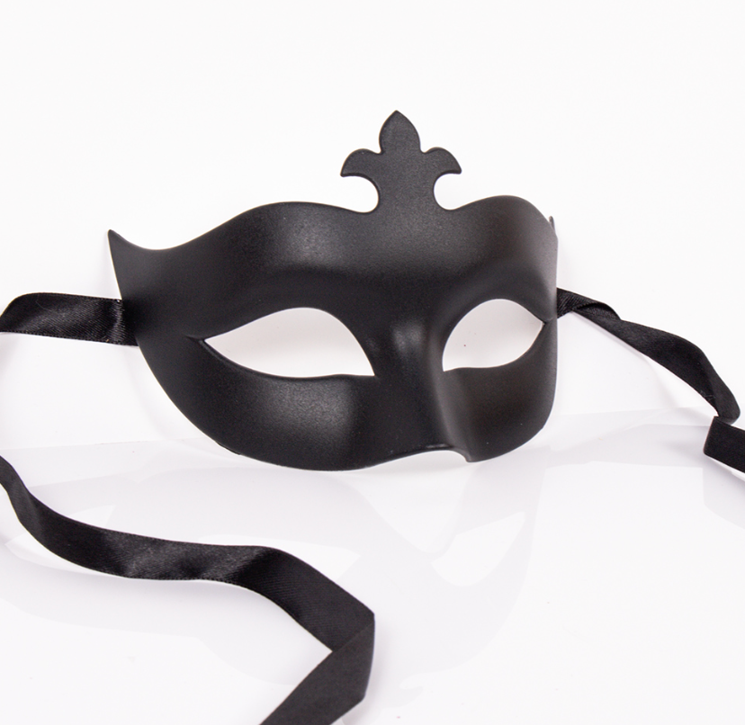 Black Colombina Wearable Mask