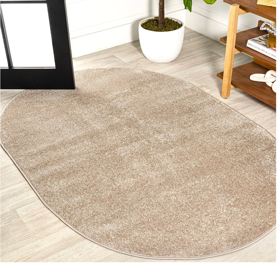 JONATHAN Y Haze Solid Low-Pile Beige 3x5 Oval Indoor Area Rug, Coastal,Bohemian,Minimalist,Classic, Easy-Cleaning for Living Room,Bedroom,Kitchen,Pet Friendly,Non-Shedding (SEU100G-3OV)