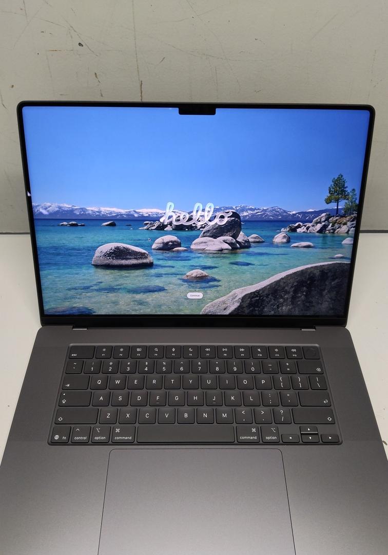 Apple 2026 MacBook Pro Laptop with Apple M5 Max chip with 18-core