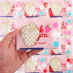 24 Set Valentines Day Gifts for Kids Classroom Strawberry Birthday Party Favors Cards with Wood Painting Crafts Valentine Strawberries Wooden Arts and Crafts for Boys Girls Exchange Gift Prizes