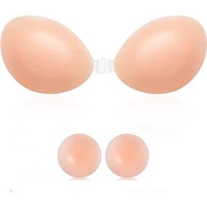 Niidor Adhesive Bra Strapless Sticky Invisible Push up Silicone Bra for Backless Dress with Reusable Nipple Covers, size C