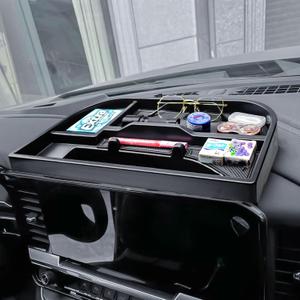 RUNROAD Dashboard Storage Organizer Tray Compatible with 2022-2026 Chevy Silverado/GMC Sierra 1500 and 2024 2025 2026 Silverado/Sierra 2500HD 3500HD Accessories, Center Console Organizer Armrest Tray