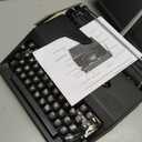 Vintage Manual Typewriter with Ribbon for Typing, Smooth Creative Writing, Letters and Notes, Retro Mechanical Portable Typewriter Machine for Sale, Ideal for Writers, Collectors and Retro Enthusiasts