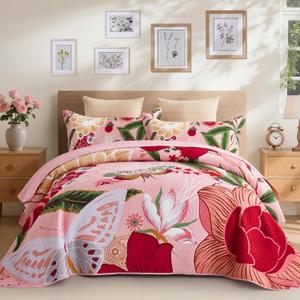 Tyrot 3 Piece Pink Boho Floral King Size Quilt Sets Farmhouse Botanical Reversible Lightweight Bedspread with 2 Shams Butterfly Microfiber Bedding Quilts Set for All Season,106''x96''