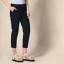 Amazon Essentials Women's Mid-Rise Slim-Fit Stretch Cotton Twill Cropped Capri Khaki Pants (Available in Plus Size) (Black, L)