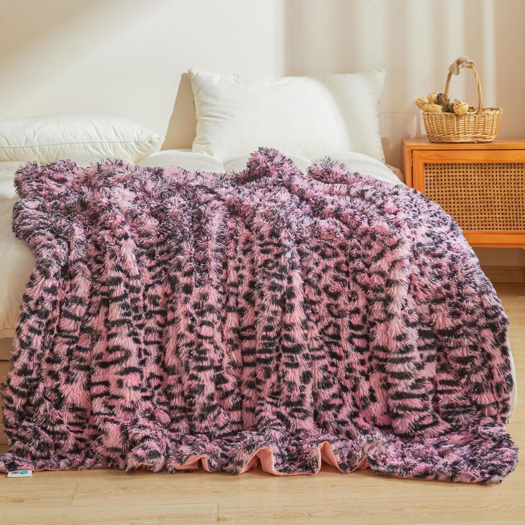 XeGe Luxury Faux Fur Throw Blanket, Soft Zebra Print Big Fluffy Bed Blanket, Shaggy Plush Decorative Farmhouse Couch Blanket, Cute Furry Throw Fuzzy Blanket for Sofa Bed, Zebra Print Grey, 60x80