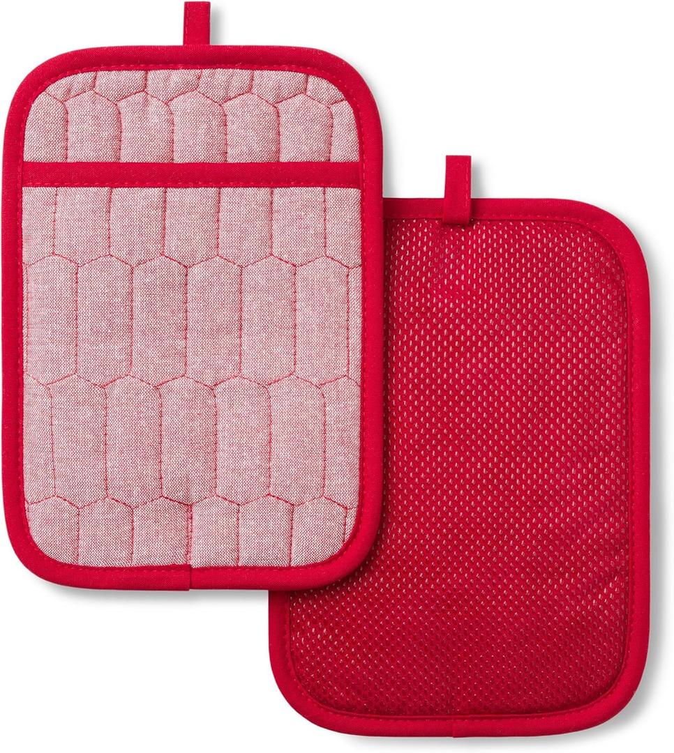 MARTHA STEWART Honeycomb Quilted Chambray Pot Holder 2-Pack Set, 100% Cotton, Flexible Non-Slip Silicone Grip, Heat Resistant, Red, 7"X10"