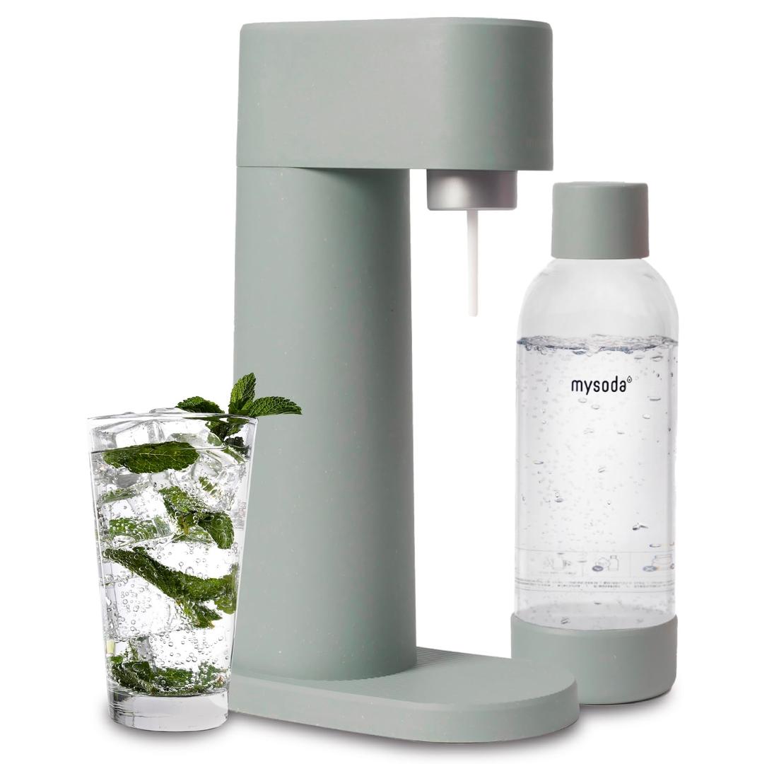 Woody Sparkling Water Maker - Silent Carbonated Water Machine Made of Renewable Wood Composite and 1L Water Bottle - Without CO2 Cylinder - Seltzer Maker Machine - Colour Sage Green