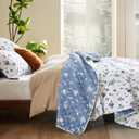 Bedsure Floral Quilt Queen Size - Reversible Blue & White Floral Comforter, Daisy Design Lightweight Bedspread Quilt Bedding, Soft Microfiber Coverlet for All Seasons (90"x96") | Spring and Summer, Lightweight, Floral, Reversible, Ultra Soft, Queen / Full