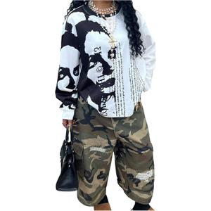 Floerns Women's Halloween Long Sleeve Sweatshirt Crewneck Fall Outfit Oversized Pullover Tops (S)