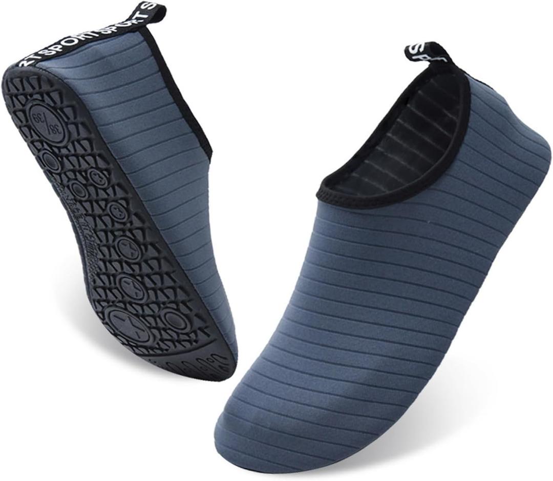 Water Shoes Quick-Dry Aqua Yoga Socks Swim Beach Surf Diving Barefoot Shoes for Men Women (5-6 Women/4-5 Men, Grey)