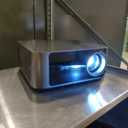 Smart Projector1000 ANSI/Compatible with Netflix4K Projector with WiFi 6 and 2-Way Bluetooth, AI Auto Focus & Keystone, 20W Dolby Audio,Built-in Apps,TOPTRO A1 Portable Proyector for Outdoor Movie (Black)