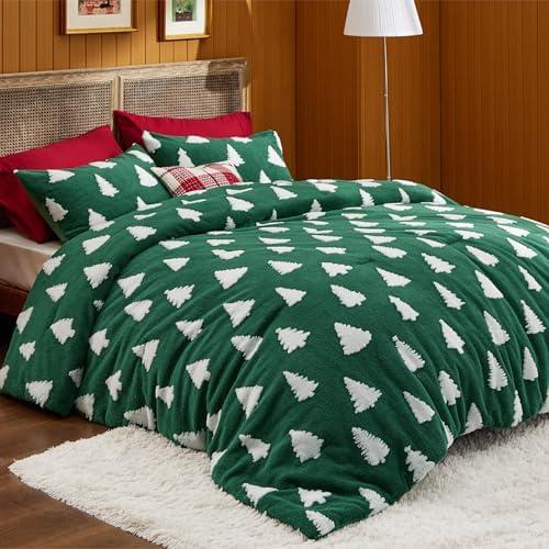 Bedsure Fluffy Christmas Comforter Set Twin - Green Bedding with Christmas Tree, Warm Flannel Fleece Bed Sets for Winter, 2 Pieces, 1 Soft Plush Shaggy Comforter with 1 Pillowcase