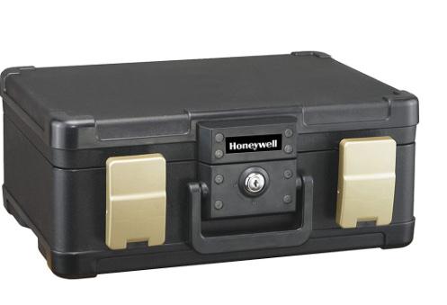 Honeywell 1103 Molded Fire/Water Chest (.27 Cu Ft.)