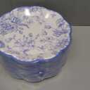 Kochorie 150 Pieces Blue Flower Paper Plates 7 Inches Disposable Floral Paper Plates Scalloped Blue Chinoiserie Vintage Flower Dessert Plate for Wedding Birthday Holiday Party Decor Supplies