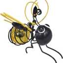 Outdoor Hanging Solar Bee Simulation Lights,Hanging Bee Solar Garden Light, LED Bugs Lantern Decoration Bee Ornament for Patio Yard Pathway Balcony (Yellow)