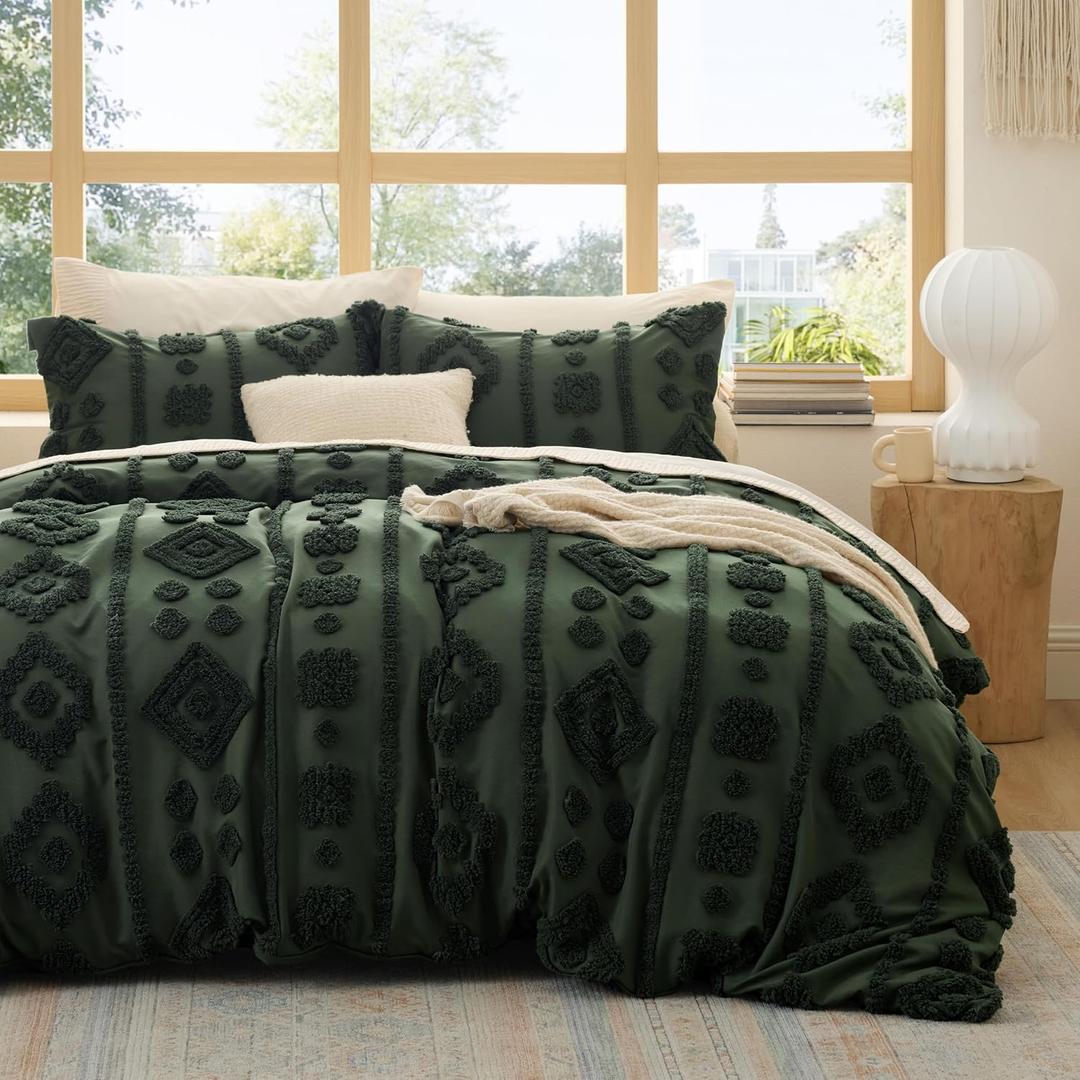 Bedsure Boho Duvet Cover King - Dark Green Tufted Boho Bedding, Farmhouse Shabby Chic Embroidery Bedding for All Seasons, 3 Pieces, 1 Soft Jacquard King Comforter Cover and 2 Pillow Shams