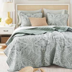 Comfort Spaces Boho Quilt Set King Reversible Vermicelli Quilting King Size Bed, All Season, Lightweight, Coverlet Winter Layer Bedding, Shams, Gloria, King Green 3 Piece