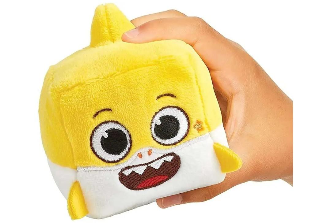 Pinkfong Baby Shark Plush Cube with Sound [2022]