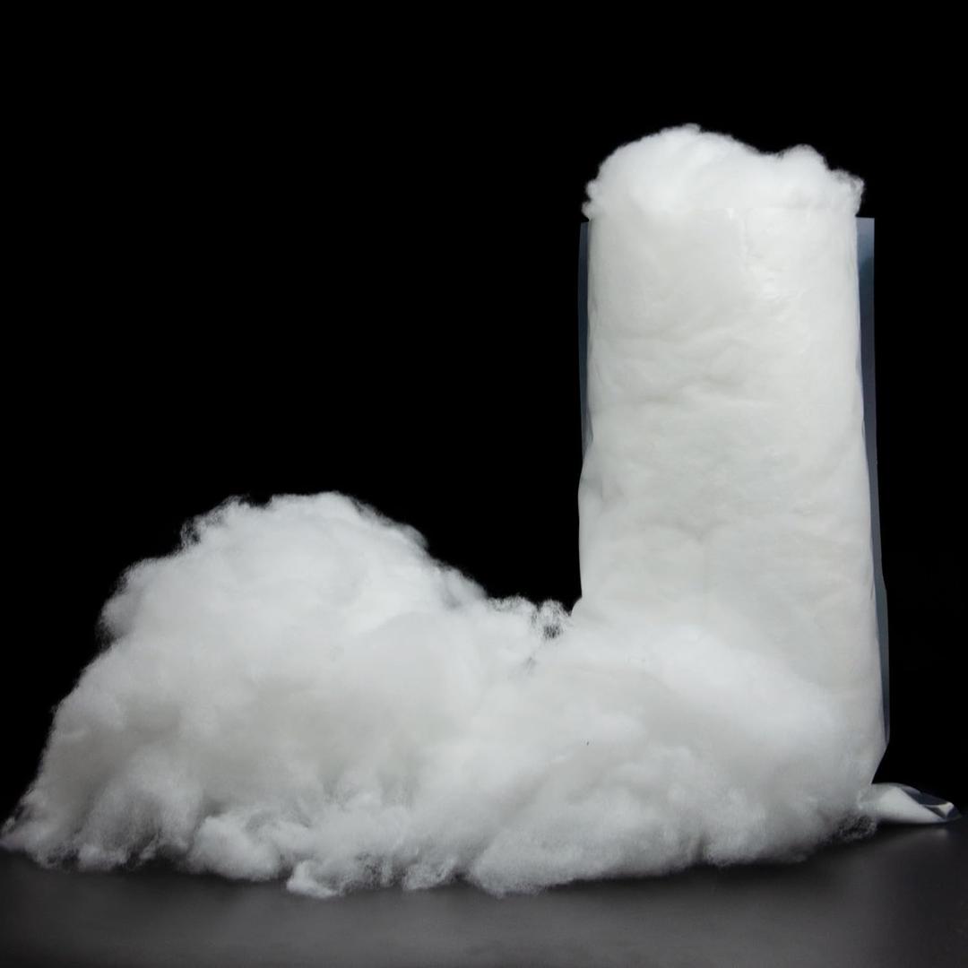 Christmas Fake Snow Decor, Fiber Artificial Snow Cotton Snow Fluffy Indoor Decoration, Flame Resistant Snow Blankets for Winter Mantle Village, Nativity, Christmas Decoration (5.6 Oz)