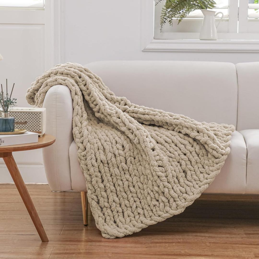 WESHIONGOO Chunky Knit Blanket Throw 40"40" Knitted Throw Blankets for Couch Bed Fluffy Soft Blanket with Jumbo Chenille Yarn Thick 100% Handmade (Linen)