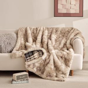 Sophia & William Fox Faux Fur Throw Blanket for Couch(50x60 Inches), Luxury Fluffy Fuzzy Warm Soft Reversible Blankets for Sofa Chair, 800GSM, Arctic Fox & Plaid