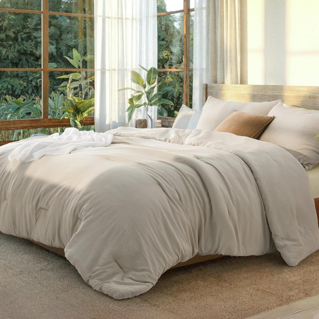 Bedsure Oversized Queen Size Comforter Set, Beige Soft Prewashed Bedding for All Seasons, 3 Pieces GentleSoft Down Alternative Bed Set, 1 Lightweight Comforter (98"x98") and 2 Pillowcases (20"x30") (01 - Beige)