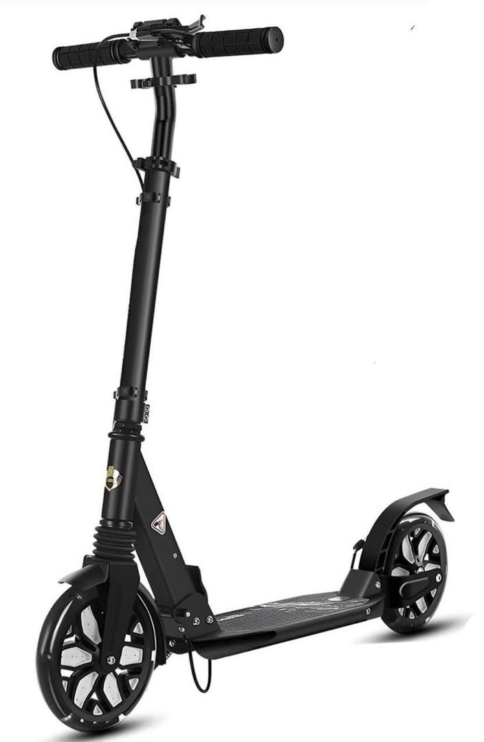 Annelawson Two Wheels Adult Kick Scooter with 200mm Large Wheels
Black