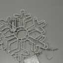 BlcTec 2 Pack Big Christmas Snowflakes Lights, 13 Inch Durable Metal Frame Snowflakes with Remote Control, 8 Modes, Timer, Waterproof Battery Operated Snowflake Lights for Christmas Party Decorations