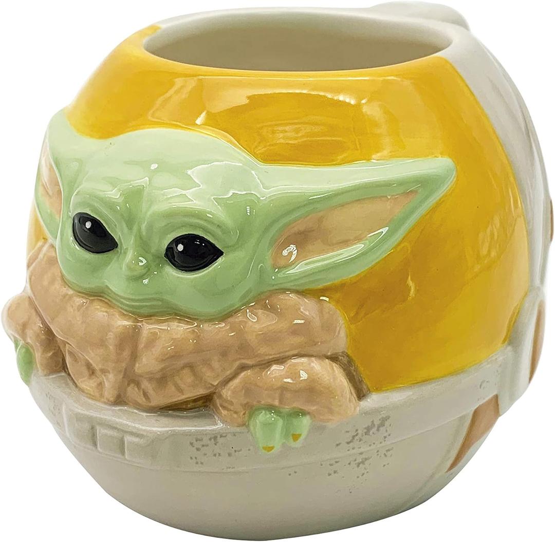Zak Designs Star Wars The Mandalorian The Child Sculpted Ceramic Coffee Mug Collectible Keepsake with Unique 3D Character, 16 OZ, Baby Yoda in Cradle (1 Count (Pack of 1), Baby Yoda/The Child in Cradle)