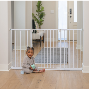 Toddleroo by North States StepSafe Extra-Wide Auto-Close Gate White