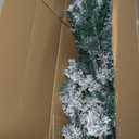 6 FT Snow Flocked Christmas Tree, Artificial Holiday Hinged Pine Tree with 600 Branch Tips, Solid Metal Stand, Premium Xmas Full Fake Tree for Home, Office, Party Decoration