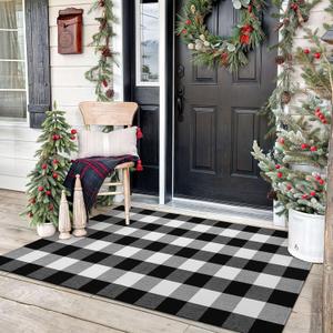 KOZYFLY Buffalo Plaid Area Rugs 3x5 Ft Black and White Checkered Rug Washable Front Door Mat Hand Woven Cotton Outdoor Rug Large Rug for Front Porch Kitchen Entryway Patio Bathroom
