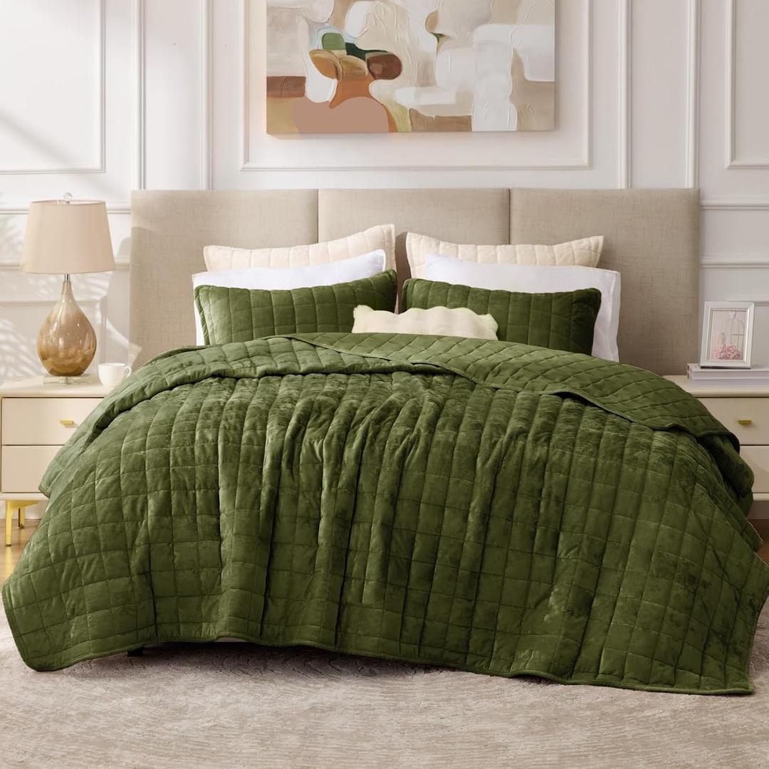 Velvet Quilt Set King Size - Luxury Velvet Comforter Bedding Set 3 Pieces, Soft Cozy Olive Green Oversized Bedspread Coverlet for All Seasons with 2 Pillow Shams