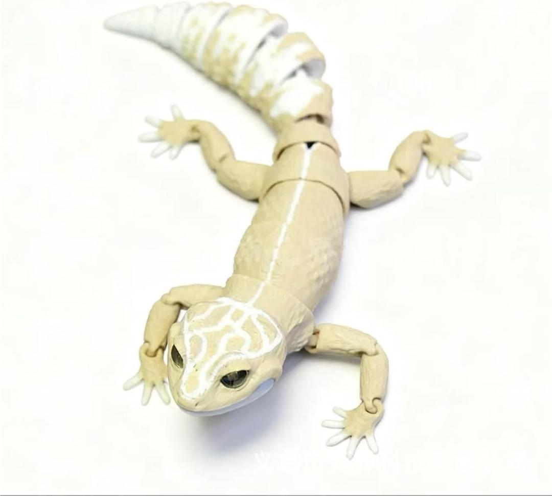 3D Printed Leopard Gecko Figurine, Movable Lizard Sculpture for Home Decor, Realistic Reptile Collectible Desk Ornament, Articulated Gecko Model for Reptile Lovers and Collectors