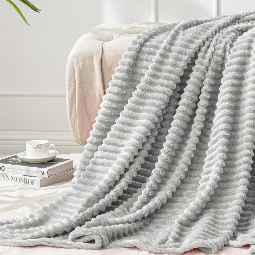 BEDELITE Fleece Throw Blanket for Couch  3D Ribbed Jacquard Soft and Warm Decorative Fuzzy Blanket  Cozy, Fluffy, Plush Lightweight Light Grey Throw Blankets for Bed, Sofa, 50x60 inches