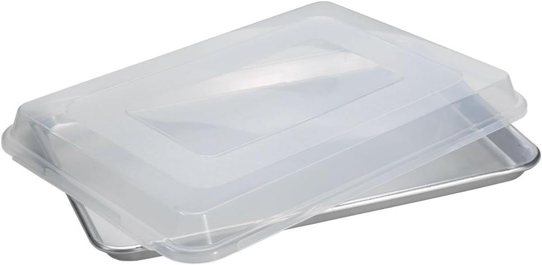 Nordic Ware Naturals Quarter Sheet with Lid