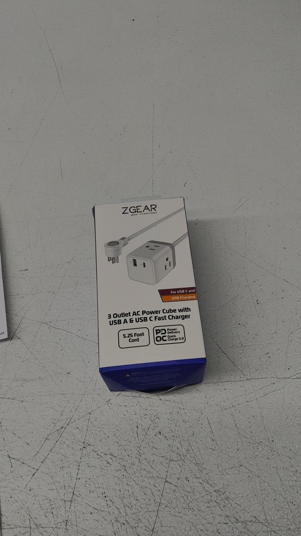 ZGEAR 3 Outlet AC Power Cube w/ USB A & C Fast Charger