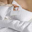 Bedsure Quilts King Size - Lightweight Bedspreads King Size with Basket Weave Pattern, Soft Quilt Bedding Set, White Comforter Set Coverlet for All Seasons with 2 Pillow Shams (106" x 96")