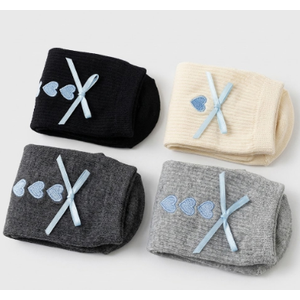 Knagsfa 4 Pairs Women's Cute Crew Socks, Casual Athletic Cotton Bowknot Embroidery Calf Novelty Socks for Women