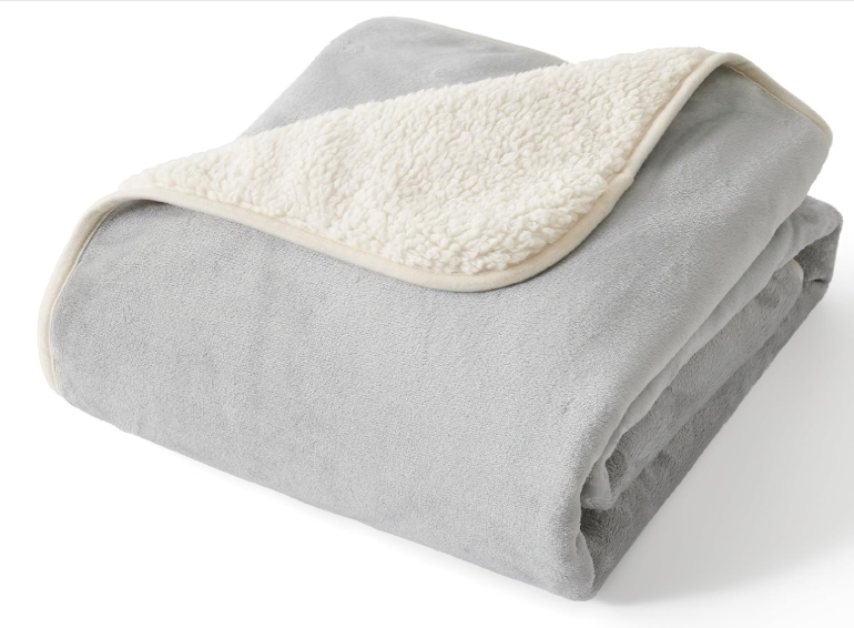 Bedsure Waterproof Dog Blankets for Extra Large Dogs - XL Cat Blanket Washable for Couch Protection, Sherpa Fleece Puppy Blanket, Soft Plush Reversible Throw-XL Furniture Protector, 50x70