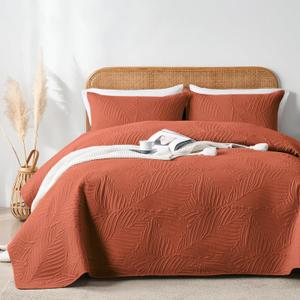 OARAGE Queen Quilt Bedding Set Soft Lightweight Burnt Orange Bedspread with Leaf Pattern,Ultrasonic Microfiber Bed Coverlet Full Size for All Season (1 Quilt, 2 Shams)