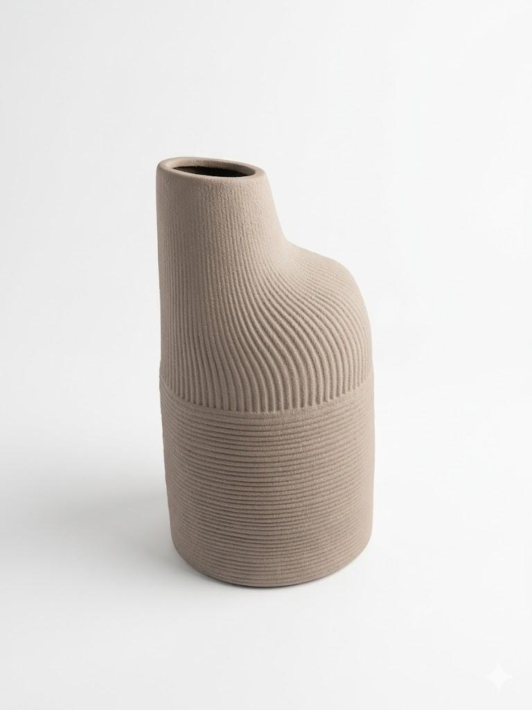 HD Designs Porcelain Vase, 7.3"