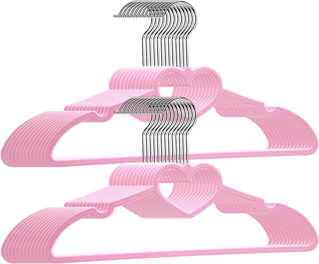 Plastic Hangers 20 Pack, Pink Hangers Ultra Thin Space Saving-Cute Heart hangers Pink Plastic Hangers Clothes Hanger with 360 Degree Swivel Hook -Strong Adult Coat Hangers for Dress,Shirt,Coats
