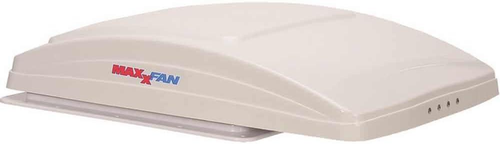 0007000K MaxxFan Deluxe Fan with Remote and White Lid