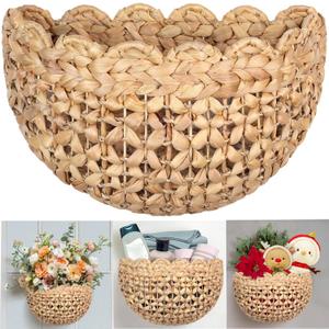 Handwoven Water Hyacinth Scalloped Hanging Basket, Wall Basket Hanging for Flowers Front Door Entryway, Living Room Scalloped Dcor Wall Hanging Baskets 16" x 10" x 7", Boho Hanging Storage (Natural)