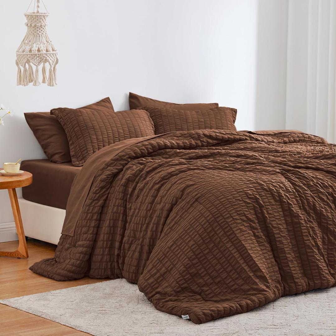 Love's cabin Seersucker Brown Queen Comforter Set 7 Pieces, All Season Bedding Set, Queen Bed in a Bag with Comforter, Flat Sheet, Fitted Sheet, Pillowcase and Pillow Sham (Queen (88"X88"))