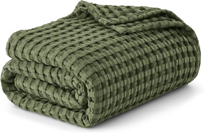 Bedsure Cooling Cotton Waffle King Size Blanket - Lightweight Breathable Summer Blanket of Rayon Derived from Bamboo for Hot Sleepers, Luxury Throws for Bed, Couch and Sofa, Green, 90x90 Inches